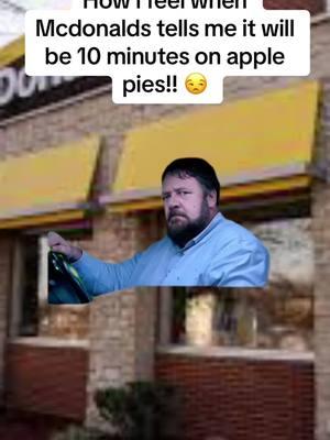 #CapCut I mean how hard is it to keep the apple pies cooked!! I really do wonder what is up with this generation of fast food workers! And they have the nerve to think they deserve $20 an hour😂#fastfoodworkers #friesinthebag #applepies #FoodTok #fyp #really #mississippidelta 