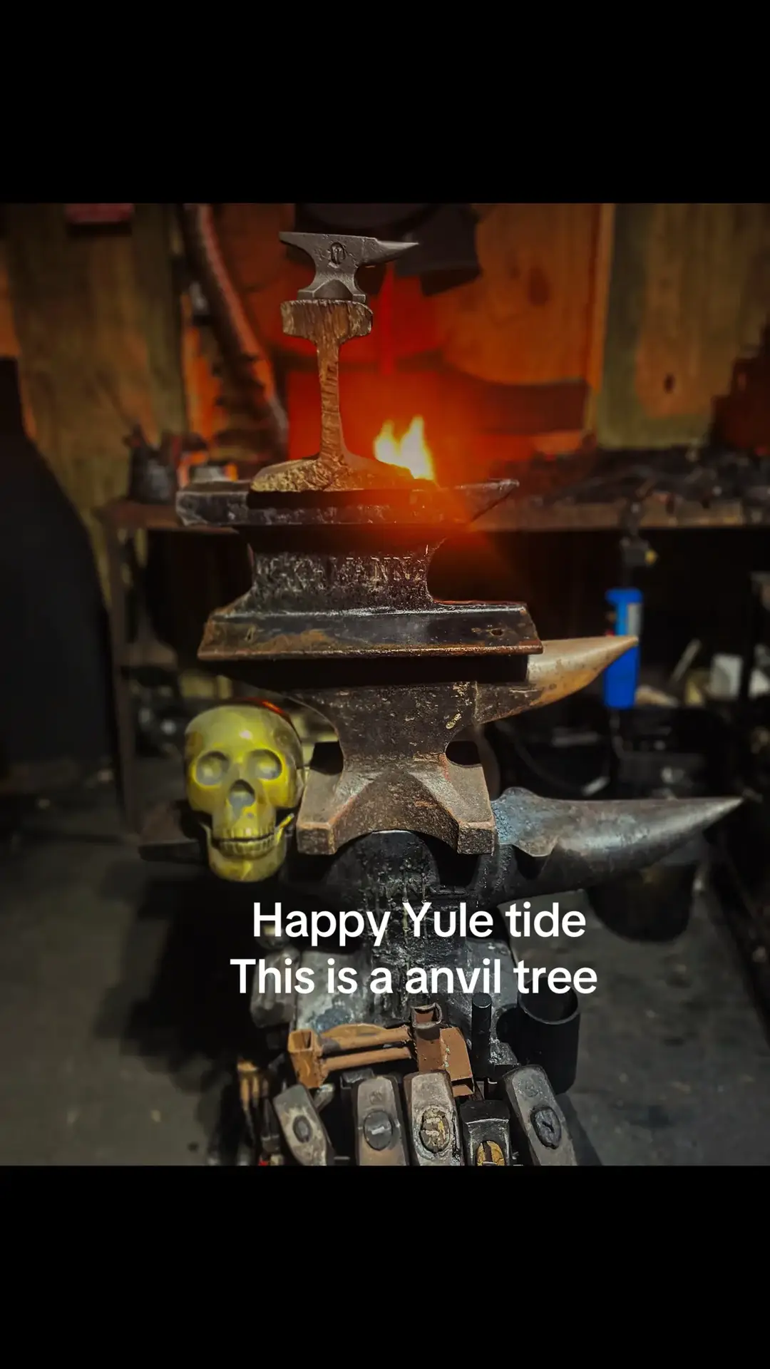 #backwoodsguy #foryou #freehugs #kiltsoftiktok #bamboouwu #weldernation #imaprofessional #blacksmith #handmade #blacksmithing #art #handforged #forge #forged #custom #steel #metalwork #usa #forging #blacksmiths #iron #craft #smith 