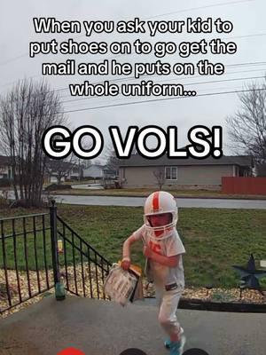 Raise ‘em right. Lets GO VOLS! #govols #tennessee #tennesseevols #vols #rockytop #NeylandNorth #gobigorange 