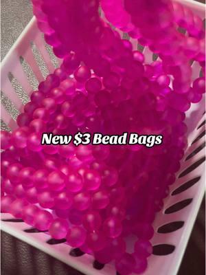 Which one is your favorite? 😍 #beads #beadbags #glassbeads #beadvendor 