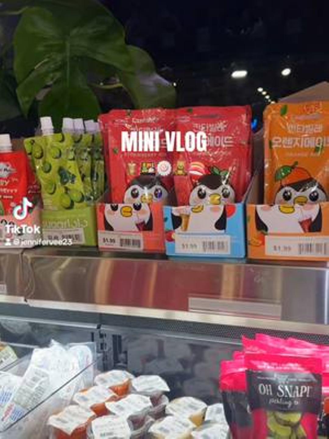 Mini vlog pt. 2 #koreantiktok #koreanconveniencestore #koreanfood #fy #fypシ゚viral #minivlog #dayinmylife #dayinmylifevlog #comeshoppingwithme #gangnammarketchicago #gangnam #foodtiktokfood #food #snacktok #minivlogaesthetic 