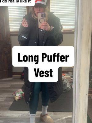 Replying to @iamfriaserlinda I LOVE this long puffer vest and practically live in it! #momfashion #winteroutfit #winterootdinspo #affordablefashion #momootd #puffervest #coatseason #longpuffervest #vestfashion #tiktokholidayhaul #tiktokfashion 