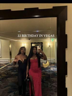 lonnnng overdue birthday vlog but cheers to 22 in Vegas 🎀 #birthday #virgo #august #vegas #grwm #birthdayvlog #vlogs #Vlog #22birthday #22 #travel #softgir #blackgirlluxury #blackgirlmagic 