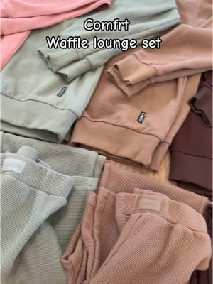 @Comfrt #comfrtclothing #comfrtwaffleset #waffleset #loungewear #loungeset #comfrtloungewear #clothing #TikTokShop #tiktokmademebuyit #tiktokshopholidayhaul 