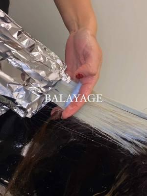 Balayage💫✨ #yeseniasalonandspa #yeseniasalon #fyp #mcallensalon #edinburgsalon #hairtransformation #transformaciondecabello #decoloracionesperfectas 