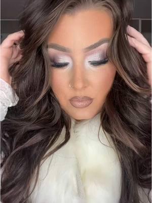 ICY🥶☃️❄️🩵@Huda Beauty  Follow my makeup page @TheRealAmberrnoelle34 ☃️✨🩵#icy #winterglam #winterwonderland #softglam #cooltonedmakeup #grwm #getready #slaytheday  #beautycontent #BeautyTok #glamtok #makeuplooks #eyeshadowlooks #makeupartist #makeuptalent #makeupskills #makeupguru #glamguru #glamsquad #beautystandrard #underratedartist #discoverme 