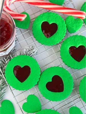 Grinch Linzer Cookies! 💚 Find the full recipe on my website, link in bio! 🎄 #Recipe #thesqueakymixer #recipesoftiktok #baking #viraltiktok #christmas #charistmasbaking #christmasrecipe #christmasdessert #viral #viralrecipe 