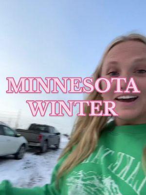 who needs a coat in this beautfiul weather #minnesota #winter #christmas #minnesotaweather #minnesotacheck #winterfashion #winterbreak #snow #snowday #snowballfightagainsthunger 