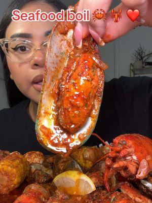 Homemade seafood boil 😍😍 this got messy!  #creatorsearchinsights #seafood #seafoodboil #seafoodlover #fypシ゚viral #fyp #fypage #viralvideo #viraltiktok 