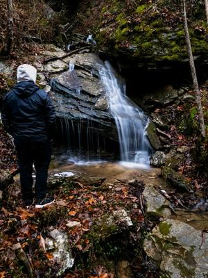 just breath and chase waterfalls everything is going to be fine! #waterfallphotography #landscapephotography #getoutside #606 #kentuckycheck #VisitKentucky #explorekentucky #kentuckylife #adventure #waterfall 