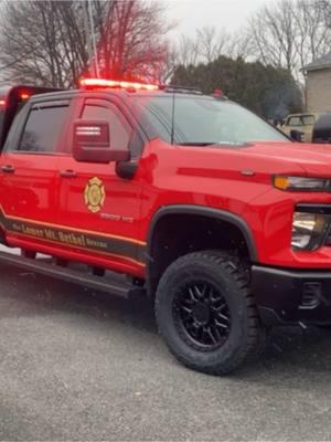 Response > Intersection > Park Modes on Lower Mt. Bethel’s new #Silverado! #soundoffsignal #powercall #siren #blueprint #chevrolet #emergencyvehicles #upfitter #firetruck 