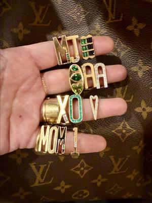 Growing 🪴 #louisvuittonlover #louisvuittonaddict #lv #lvoe #lvlover #lvmono #lvaddict #jewelry #gold #diamond #botd #jotd #sotd #OOTD #neverwithoutmylv #bagsoftpf #unboxing #wimb #igreels #reels #igtv #video #tiktok #reveal #emeraldgreen #emerald #green #moniquelvoeslv 