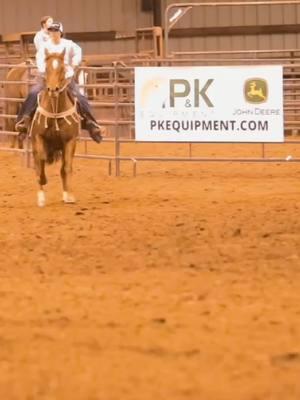 Another one of @Ry 💋!Working a babies after the race! 🥰❤️ Shes so stinkin cool! Still working on my video skills! 😂 #barrelhorse #barrelracer #barrelracing #photography #rodeophotography #rodeophotographer #rodeo