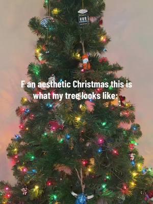 A redneck christmas… the more trashy the better! Now should i show my pink tree 🤔 #aestheticchristmas #christmasdecor #christmastree 