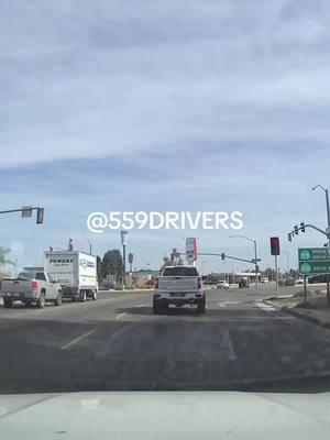 not that hard #fyp #foryou #instantkarma #instantkarmadriving #dashcam #baddriversoftiktok #dashcamvideos #baddriver #karma #559 