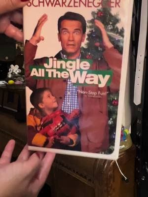 Anakin’s origin story #vhs #throwback #fyp #foryoupage #retro #vintage #panasonic #movies #films #movie #90s #1990s #1996 #jinglealltheway #christmas #christmasmovies #xmas #xmasmovies #arnoldschwarzengegger  