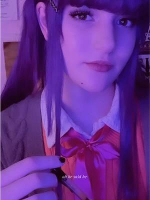 #YURI || Finally on Christmas break!! hopefully i'll cos someone in the next few weeks and keep up this posting streak lol // #toastiaecos #toastiae #ddlc #dokidokilitertureclub #yuriddlc #ddlcyuri #yuricosplay #yuricosplayddlc #dokidokiliteratureclubcosplay 