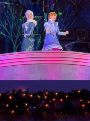 Frozen Holiday Surprise!  ✨❄️🩵 #frozenholidaysurprise #disneyparks #magickingdom #frozen #elsa #annaandelsa #disneychristmas #distok #disneytiktok #disneyprincess #magickingdom #mickeysverymerrychristmasparty 