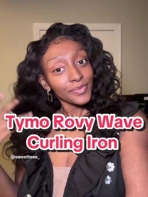 ✨Giving 90’s vibes✨ #tymobeauty #tymorovy #tymorovywavecurlingiron #wavecurlingiron #wavyhair #wavyhairtutorial #mermaidhair #winterfinds #BeautyGifts #90saesthetic #90sfashion #90shair #newyearnewaura #electronicsweek #fashionlookbook #tiktokshopcreatorpicks #spotlightfinds #tiktokshoplastchance #tiktokshopnewyearnewaurak #wavyhairstyles 