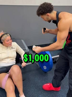 Can she hipthrust more weight for $1,000💪🏽⁉️  #challenge #fitness #fitnesschallenge #viral #trend #gym #funny #comedy #mrbeast #winmoney #win #money #workout #adamthedunker ##hipthrust