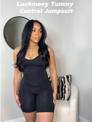 This tummy comtrol jumpsuit is the perfect base for any outfit! Easy to pair with your favorite pair of jeans🫶🏽 #bodysuit #jumpsuit #jumpsuitoutfit #jumpsuitstyle #shapewear #shapewearreview 