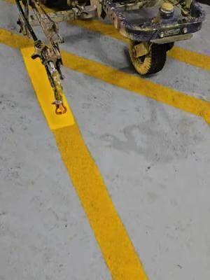 🚧🚧 #parkinglot #park #lot #garage #parkinggarage #yellow #paint #graco #gracopaintsprayers #stripe #striping #line #lines #painted #paints @Team Tricon @M3 @CHATTT 