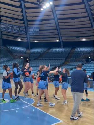 Wayyy beyond the arc 🤩 #uncwbb #goheels #halfcourtshot @Sydney Barker 