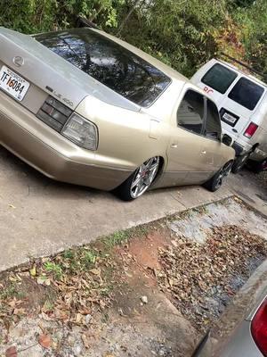 Money talks  #lexus #carsoftiktok #ls400 #fyp #foryoupage #foryourpage #slammed #squatted #notclean 