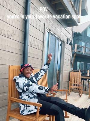 I LOVE TENNESSEE ❄️🫶🏾 #fyp #winterbreak #winter #smokymountains #tennessee #snowboarding #snow #christmas #seasons #2024 #holiday #fy #viral #viralvideo #sp5der #pigeonforge #greatsmokeymountains #tenn #girlsgirl #familytrip 