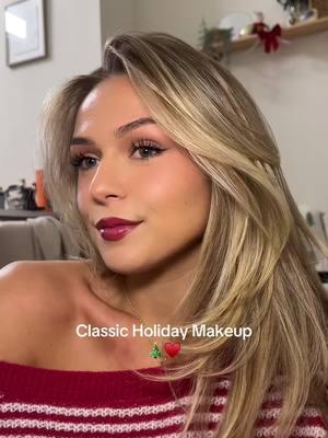 Classic holiday makeup >>> #holidaymakeup #makeuptok #classicholiday #holidaymakeup #christmasmakeup #holidaymakeuptutorial #MakeupRoutine #makeuptips 