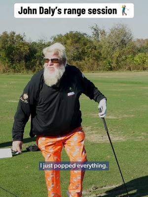 John Daly’s warm-up is one of a kind 😂 #golf #PGATOUR #champions #legend 