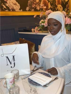 Brunch with mjacent was a vibe yesterday 😍🥂! Pearl Abayas will be dropping tomorrow @ 3pm  🎀we had so much fun while shooting content with @Sadi🤍 ( sadi shots), book her for your photos #fyp #maliantiktok #hijabi #modesty #modesto #abayagirls #abayastyle #abayafashion #modestoutfits #nyc 