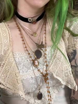 Never too many jewels #jewelry #maximalist #maximalism #coquette #coquetteaesthetic #fairycore #dollcore #antiquejewelry #victorianfashion #victorianmourning #mourningjewelry #hairjewelry #mourninghairwork 