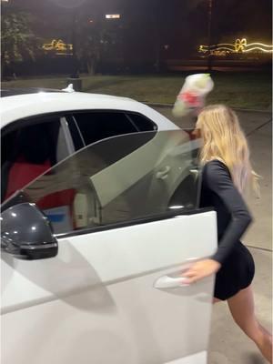 Follow for pt.2🤣 #slurpie #gasstation #urus #lamborghini #blonde #7eleven #funny #fyp 