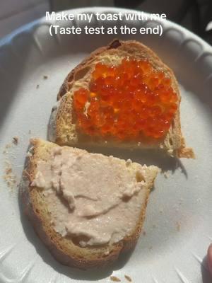 Make some toast with me 🍞 #toast #food #salmonroe #roe #caviar #spread #bread #breakfast #yum #meal #trend #greekcaviar #greek #spreads 