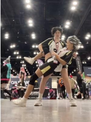 #BOKUAKA breaking it down💯 #akaashi #akaashicosplay #akaashikeiji #akaashikeijicosplay #bokuakacosplay #bokutocosplay #bokuto #bokutokoutarou #bokutokoutaroucosplay #haikyuu #haikyuucosplay #cosplay #cosplayer #holmat #holmat2024 #holidaymatsuri #holidaymatsuri2024 