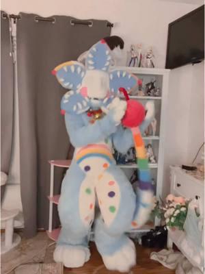 my first time doing a suiting up video i hope you like !!! 🍒🩵 #demogorgon #furry #furries #furyoupage #cupcakedalmatian #furyou #furrycommunity #fursuit #fursuitersoftiktok #furrytiktok #furrytiktoker #clownfursuit #furriesoftiktok #furrys #furrie #furrysuit #furryfandom #fullsuit #fullsuitfurry #demogorgonfursuit  