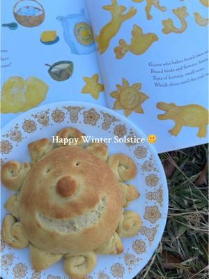 We celebated winter solstice by making sun bread! Our favorite little tradition 🤍 Recipe included at the end, from the book Sun Bread by Elisa Kleven 🌞  ~ ~ ~ #cottagecoremom #cottagecore #waldorfinspired #waldorf #slowliving #seasonalliving #simpleliving #sahm #sunbread #wintersolstice 