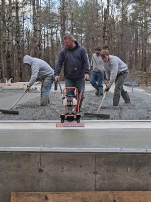 First use for MBW'S New Upgraded Gas powered ScreeDemon. Very nice design. #screedemon #mbw #screedconcrete #concretefloors #pro #experienced #waterreducer #mikedayconcrete #theconcreteunderground #everythingaboutconcrete #viralvideos #viral #fyp #goviral @MBW-INC 