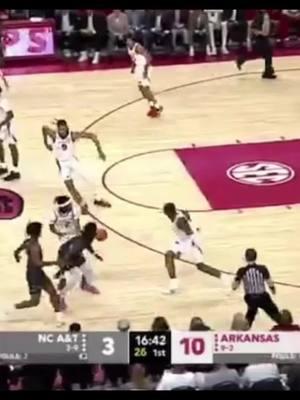 WPS 🔥 🐗 #fyp #arkansasrazorbacks #wps #arkansasrazorbacksbasketball #hypevideo #dunks #coachcalipari #hogfans 