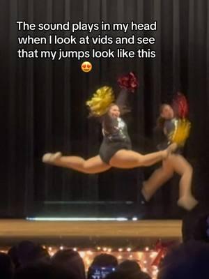 Vid is from tdy🙈🙈ft. My baddie brie next to me😜 #dance #dancers #surprisejump #drillteam #dancersoftiktok #danceteam #dancer 