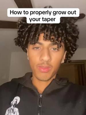 if i did it so can you i’m currently growing out my front and back taper and sides 💀 #fyp #hair #curls #taper #curlyhair #hair #hairproblems #skytop #hightop #lowtaper#foru #relatable 