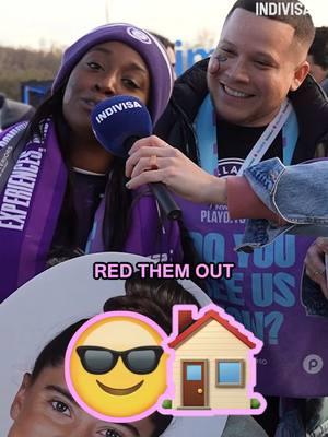 FaceTiming without headphones is a complete violation. Immediate red card! 🟥😂 #nwsl #Soccer #womenssoccer #woso #football #facetime #redcard #sports #orlandopride 