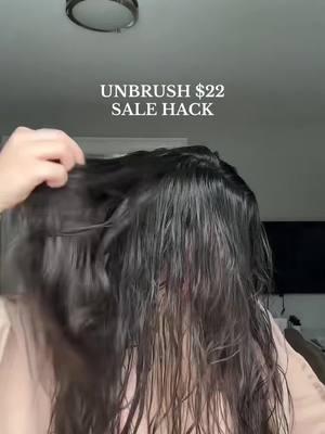 Little year end hack for you  #unbrushbackinstock #unbrush #unbrushreview #unbrushhairbrush #unbrushbrush #tiktokmademebuyit #yearendsale 