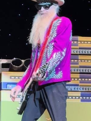 😎🎸 ZZ Top jammin’ the blues!!! 🔥 @ZZ Top #bluesrock #concerts #zztop #billygibbons #dustyhill #guitartok #guitarists #legend #80smusic #fyp #fy #tubesnakeboogie #songs #2024 #electricguitar #riffsandruns #bluesguitarist @Billy F Gibbons 