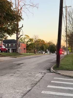 Georgetown Fire Department Engine 1 Responding  #georgetown #kentucky #firetruck #firefighter #lights #siren #airhorn #code3response 