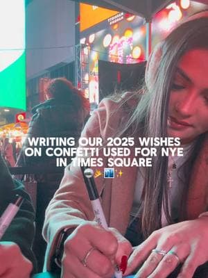 add this to your itinerary if you’re visiting NY 🪩🏙️✨ #eastcoast #nytrip #nyc #newyork #newyorkcity #nye #newyear #2025 #timessquarenyc #christmasinnewyork 