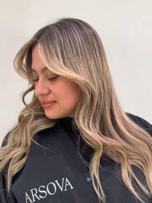 ❕❕ YOU CAN BE BLONDE WITH A DARK NATURAL COLOR 🫶🏽 @ARSOVA SALON Chicago Balayage #arsovasalon #chicagohaircolorist #chicagotiktok #behindthechair #lowmaintenancehair #redken #hairtransformation #oribe #behindthechair_com #k18results @Redken @K18 Hair @Oribe @behindthechair.com 