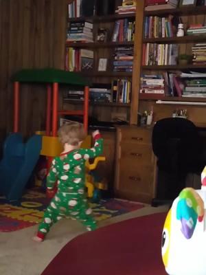 He does NOT get it from his Mama #fyppppppppppppppppppppppp #fypage #fypシ゚viral #fypシ #fyp #kid #kidsoftiktok #kidstiktok #toddler #toddlersoftiktok #dance #dancer #dancechallenge #breakitdown 