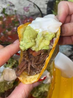 Asi puedes comer todos los tacos que quieras sin culpa alguna.  #ketorecipes #recetasketo #dietaketo #dietacetogenica #recetasfaciles #lowcarbmeals #bajardepeso #ideasdecomida #recetastiktok 